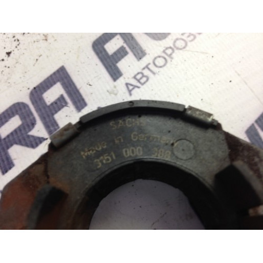 Выжимной подшипник Skoda Octavia A5 1.6TDI 2009-2013 3151000388